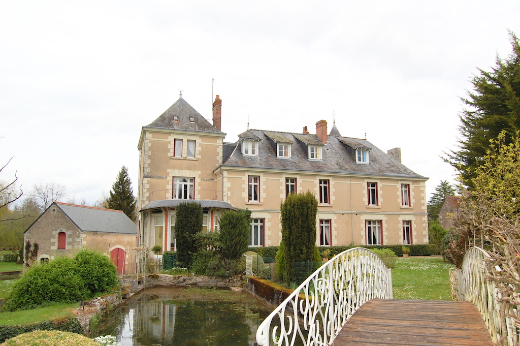 Moulin Avec Piscine à Vendre Sur 1 Ha Indre Et Loire France